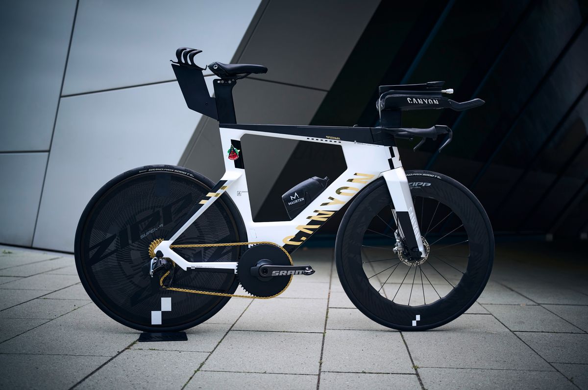 First Look: Jan Frodeno's New 2023 Canyon Speedmax
