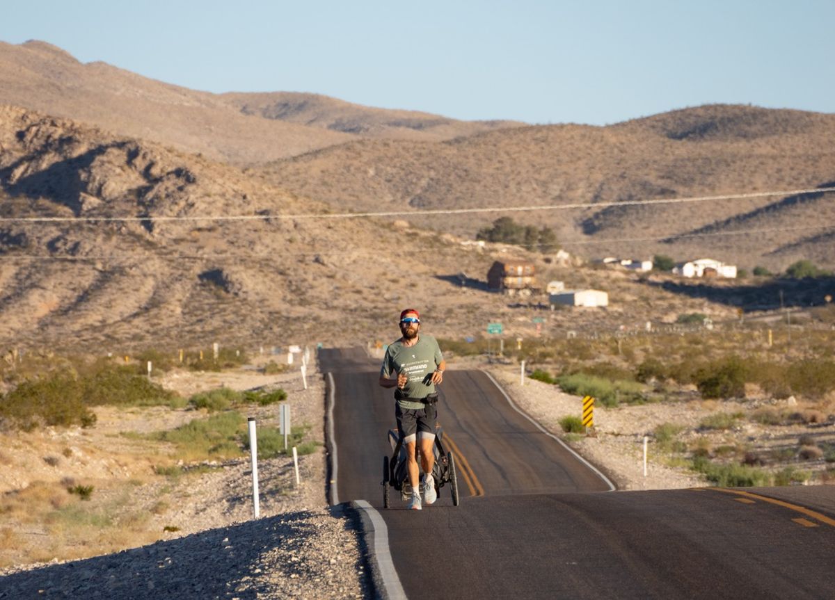 Ultimate Endurance: German Athlete Running Across America After Cycling Across It