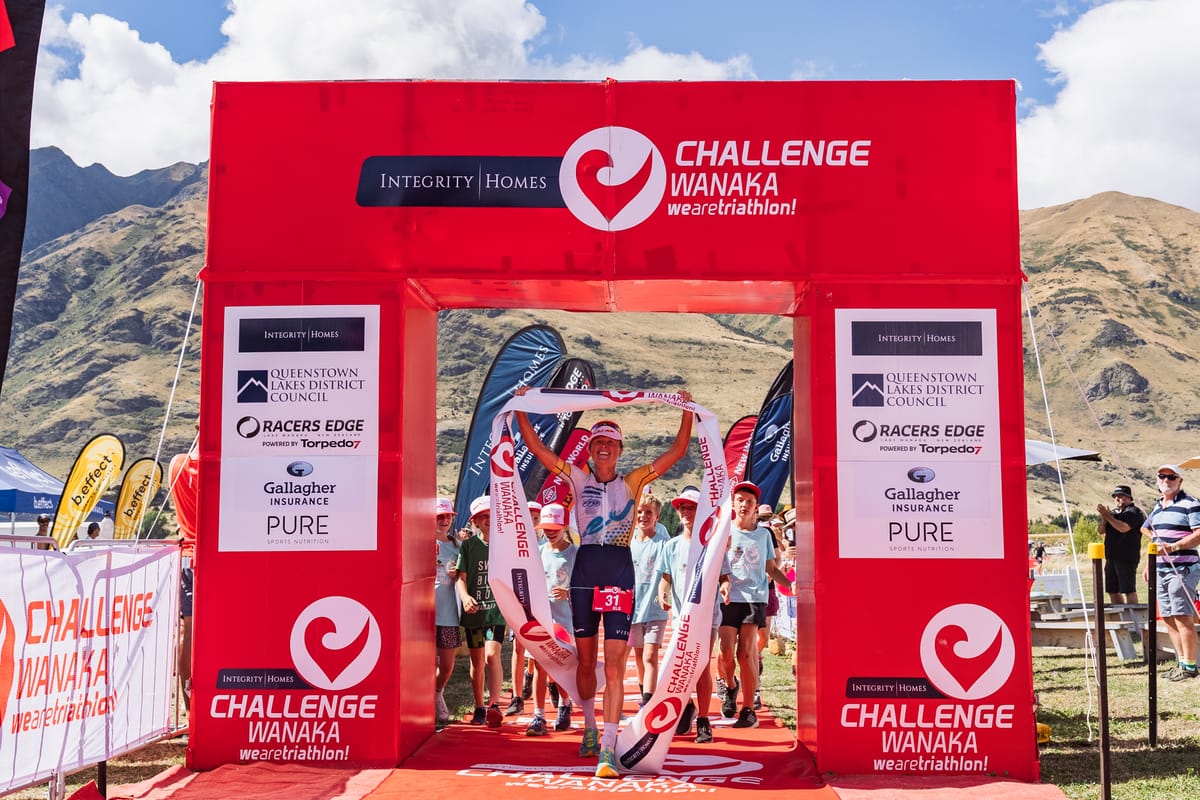 Kyle Smith and Els Visser Dominate at Challenge Wanaka 2024