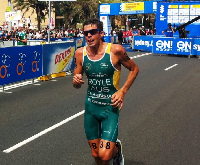 Aaron Royle wins the exciting GE Canary Wharf Triathlon 2012