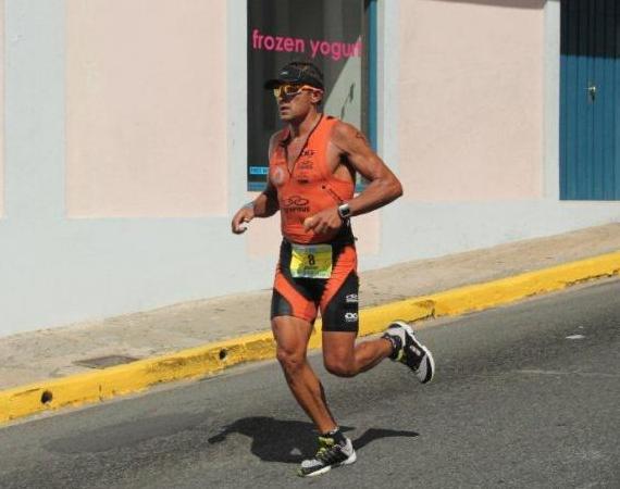 Argentina’s Oscar Galindez and Canada’s Heather Wurtele win Ironman 70.3 Panama