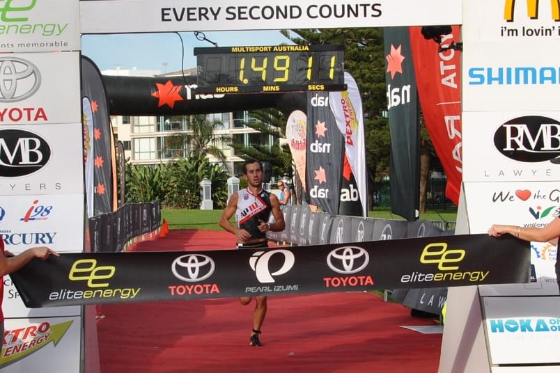 David Mainwaring and Andrea Oracki win RMB Lawyers Wollongong Olympic Distance Triathlon