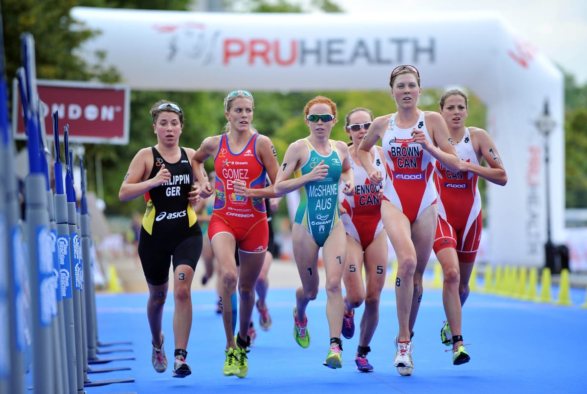 Charlotte McShane wins gold in the Women’s ITU Under 23 World Triathlon Championship