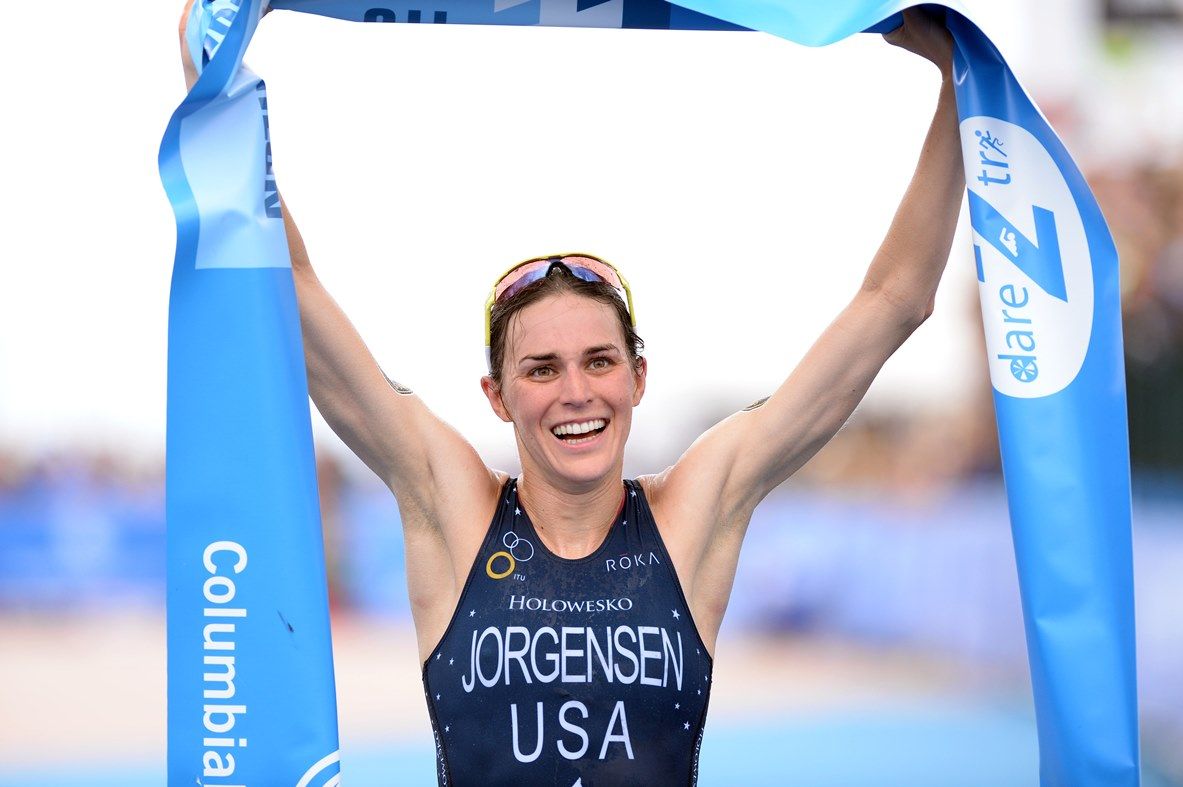 USA’s Gwen Jorgensen creates history with sixth World Triathlon Series win in Chicago