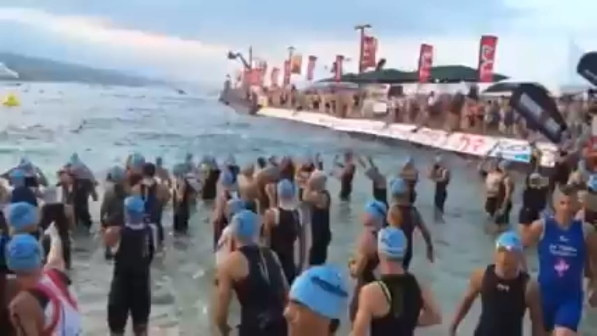 VIDEO: Age Group men filing in to swim start at Ironman World Championship 2014