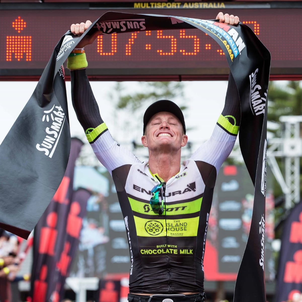 Luke McKenzie And Sarah Piampiano Create History At Sunsmart Ironman Western Australia