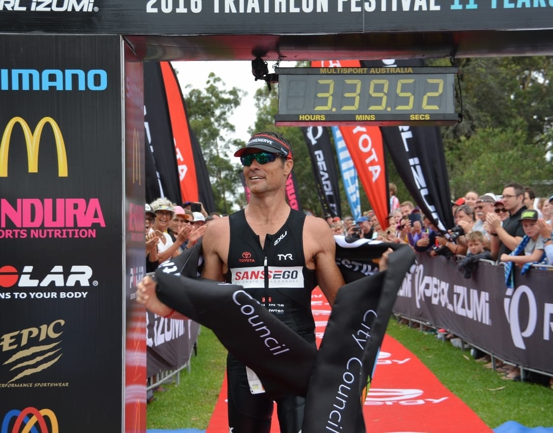 Craig Alexander and Melissa Hauschildt win Pearl iZumi Huskisson Long Course Triathlon