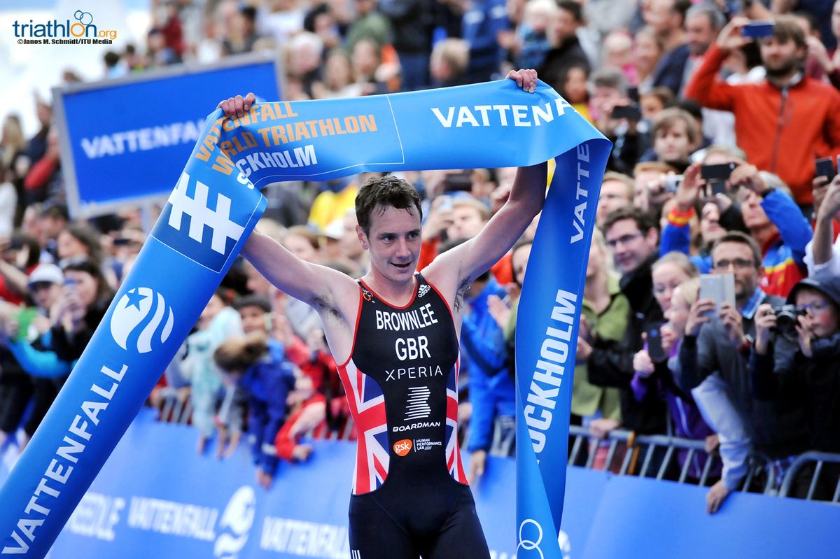 Alistair Brownlee (GBR) reclaims title at 2016 Vattenfall World Triathlon Stockholm