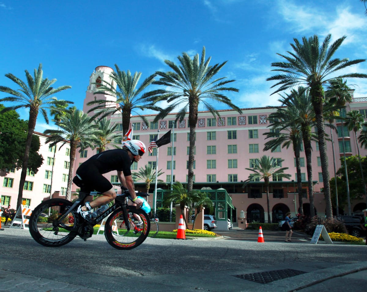 Cameron Dye & Lauren Goss Win St. Anthony’s Triathlon