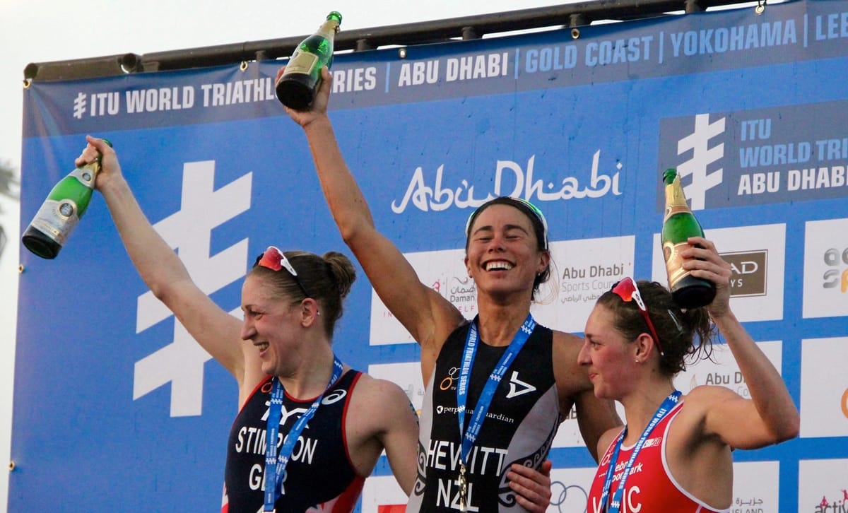 ITU Moments of 2017: Andrea Hewitt’s Surprise Abu Dhabi Victory