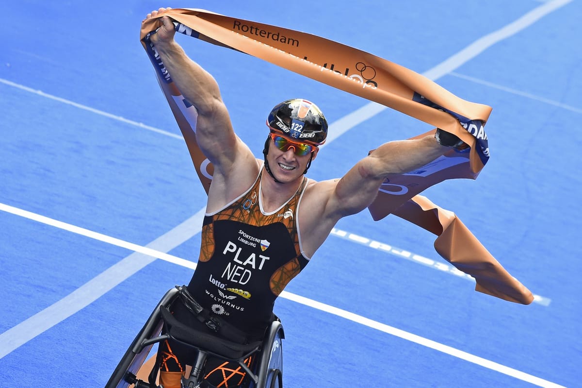 ITU Moments of 2017: Jetze Plat Wins Para Triathlon Rotterdam Championship