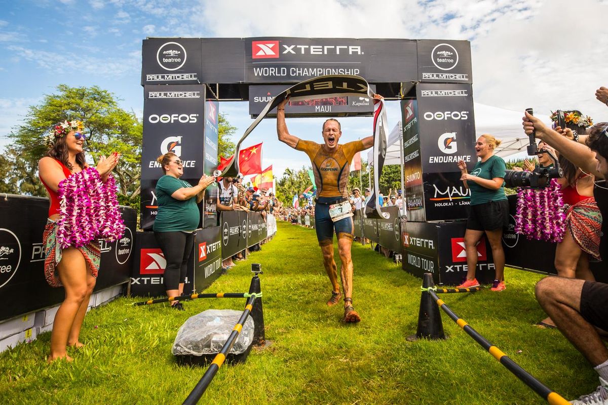 Rom Akerson and Lesley Paterson win 2018 XTERRA World Championship in Maui