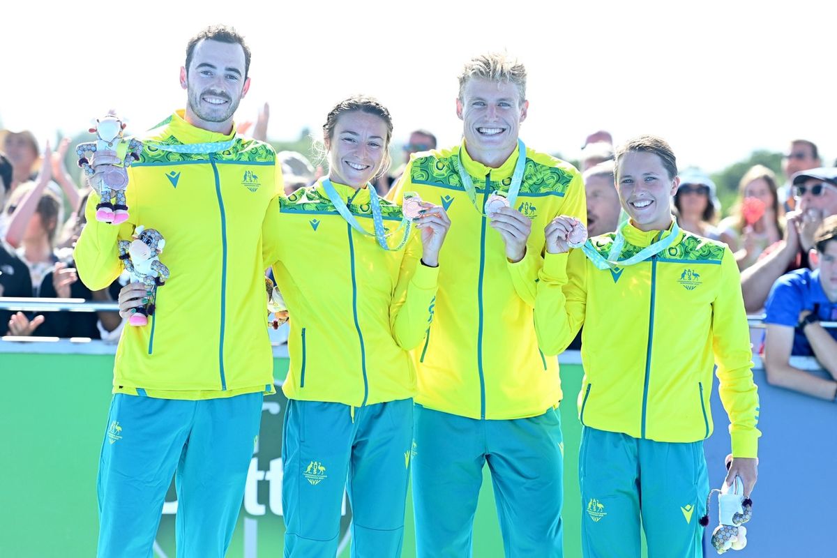 Aussies Score Bronze in Mixed Relay