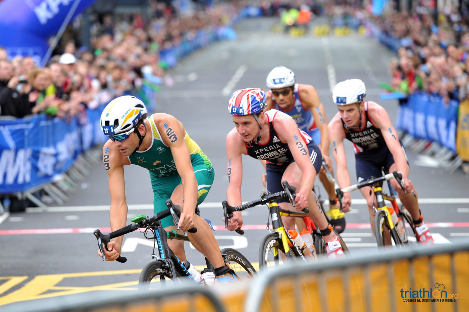 Brownlees take 1-2 at the inaugural Leeds World Triathlon Series Post image