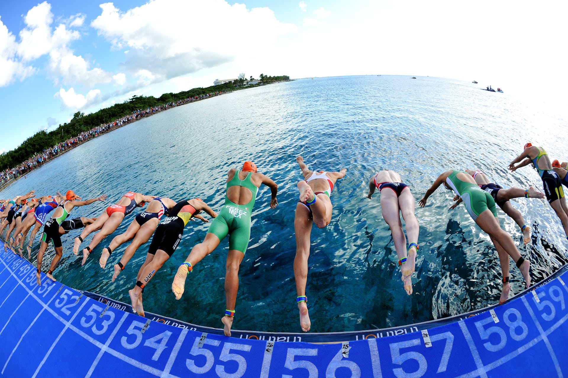 Gallery: Womens 2016 ITU World Triathlon Series Post image