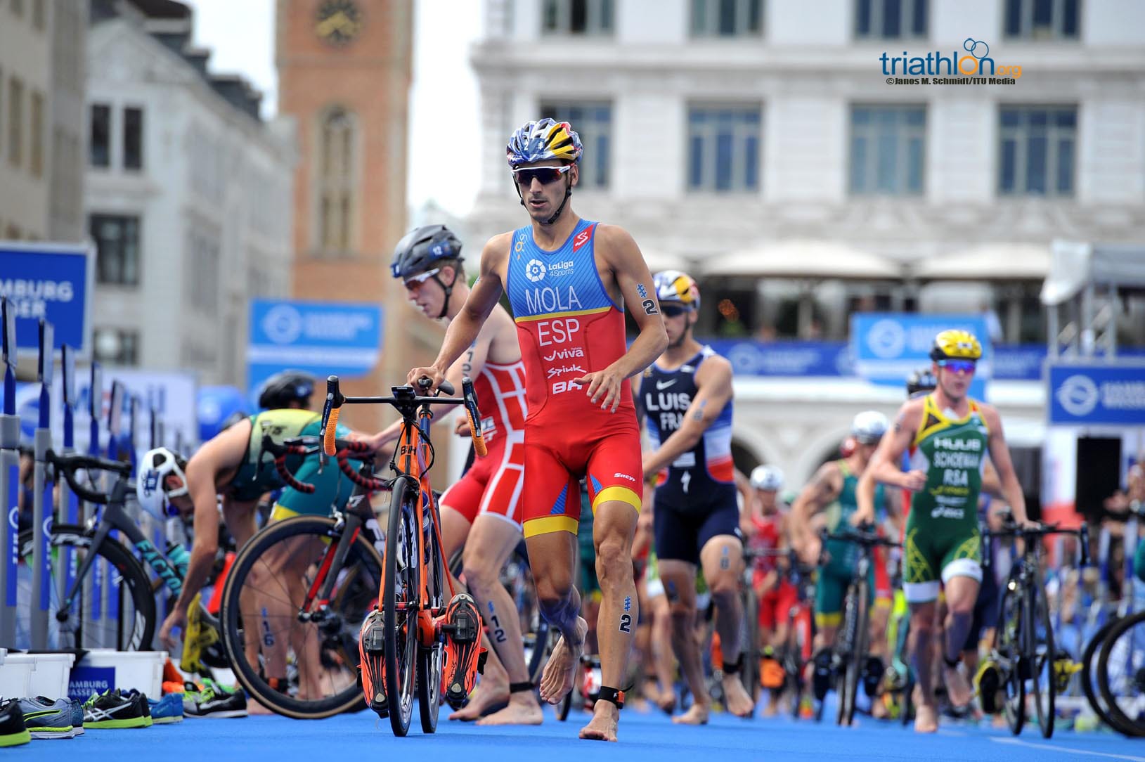 Mario Mola repeats win at WTS Hamburg Post image