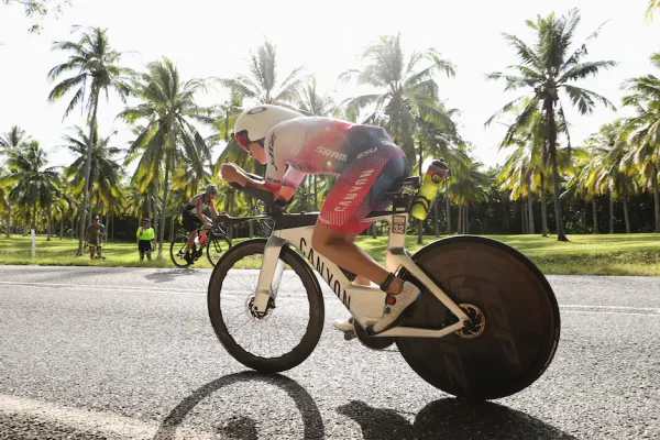 Mike Phillips and Sarah Crowley Take the Lead after Bike Course at Ironman Asia-Pacific Championship