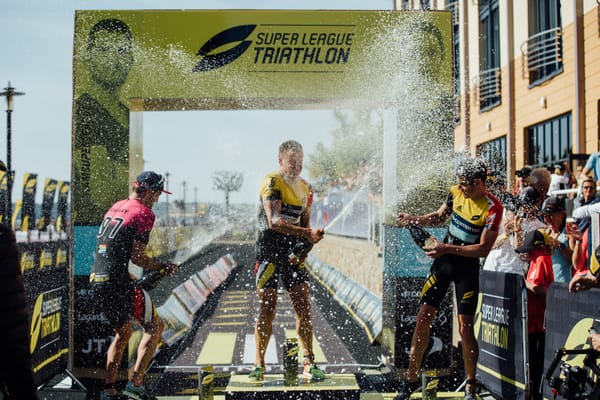 Super League: Kristian Blummenfelt takes out the Triple Mix on Day 1