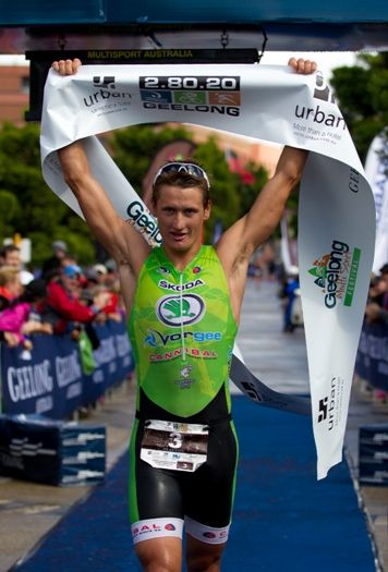 Clayton Fettell claims victory at the 2012 Urban Long Course event - Credit: Eyes Wide Open Images.