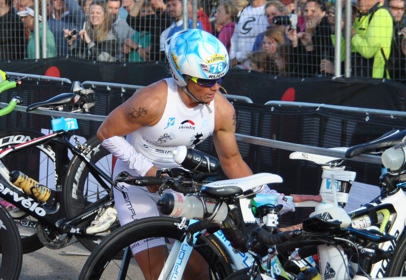 Yvonne van Vlerken heading out of T1 to chase the fast swimmers up the road