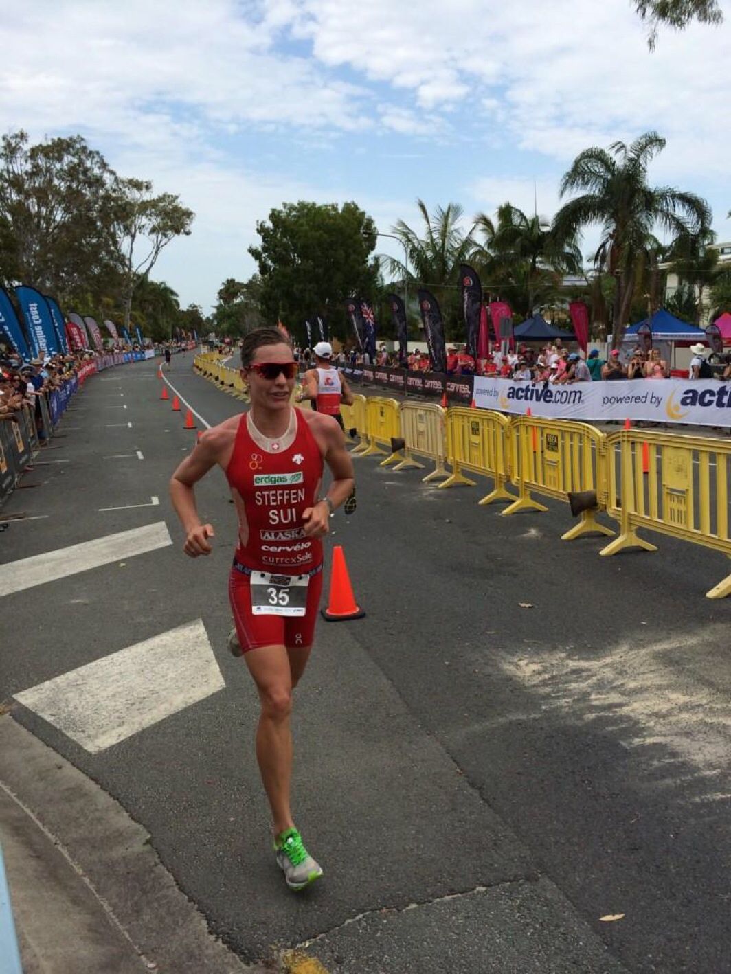 Caroline Steffen raced impressively against the ITU stars today in Noosa to finish 3rd